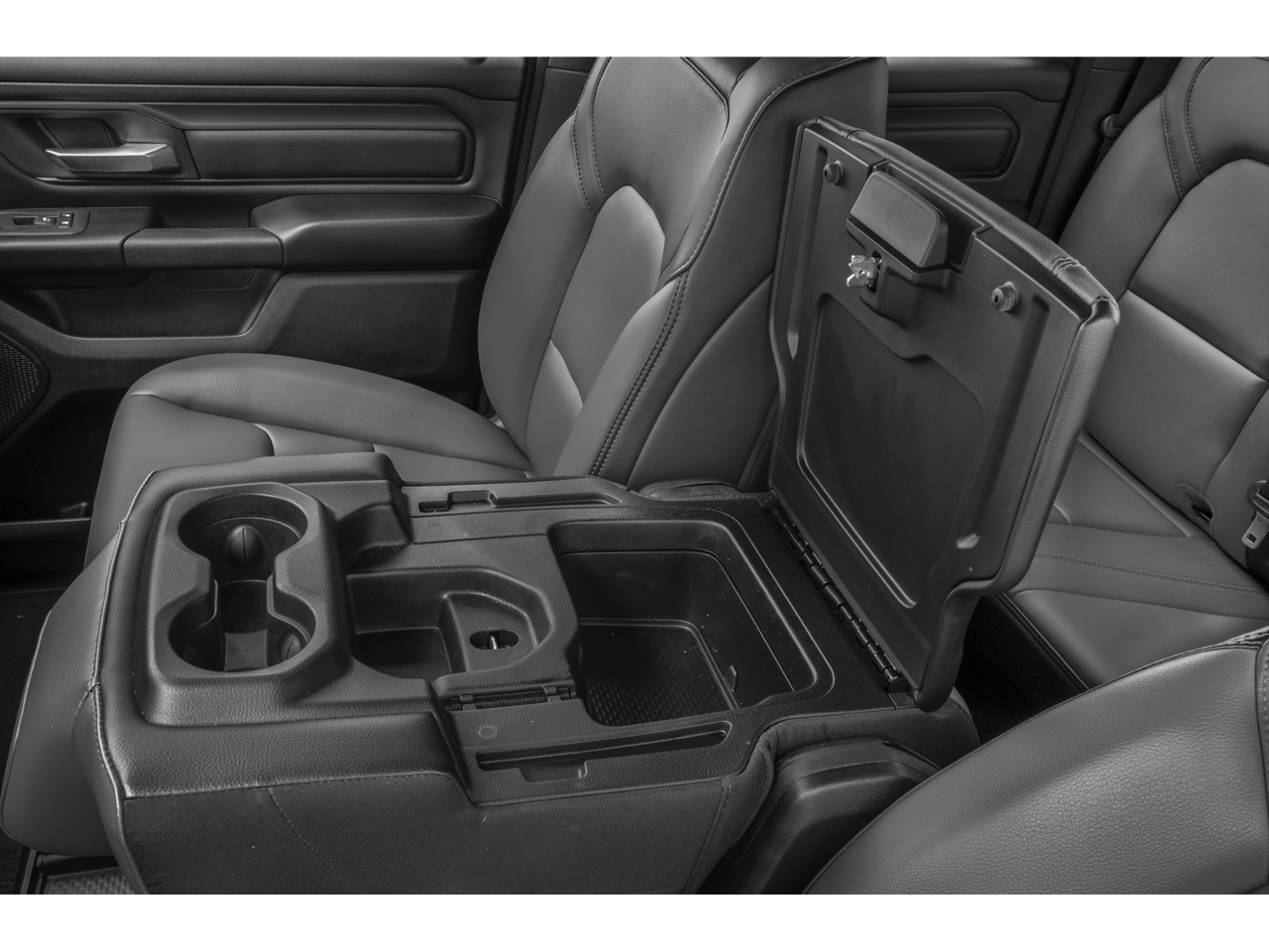 2025 RAM 1500 HFE Quad Cab 4x2 6'4' Box
