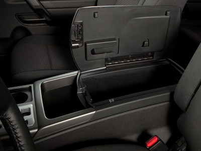2010 Nissan Titan LE