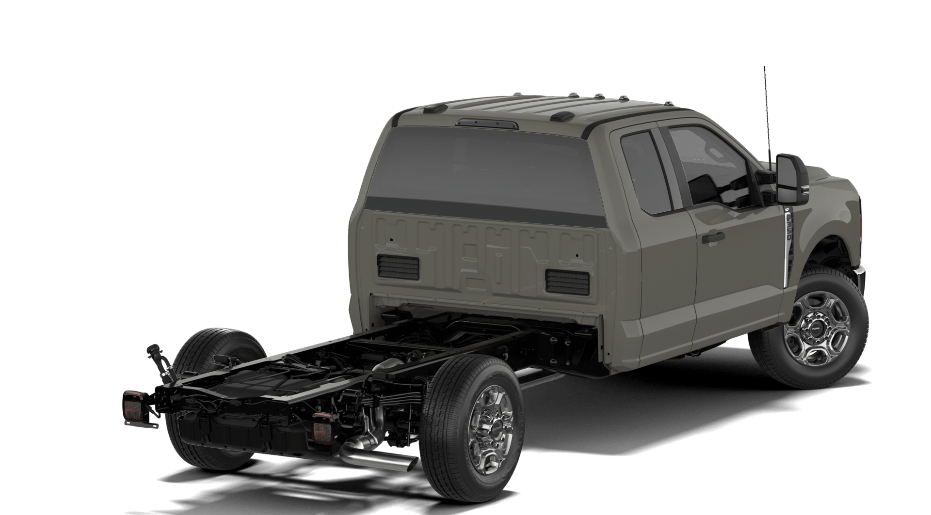 2027 Ford Chassis Cab F-350® XLT