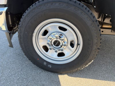 2027 Ford Chassis Cab F-350® XL