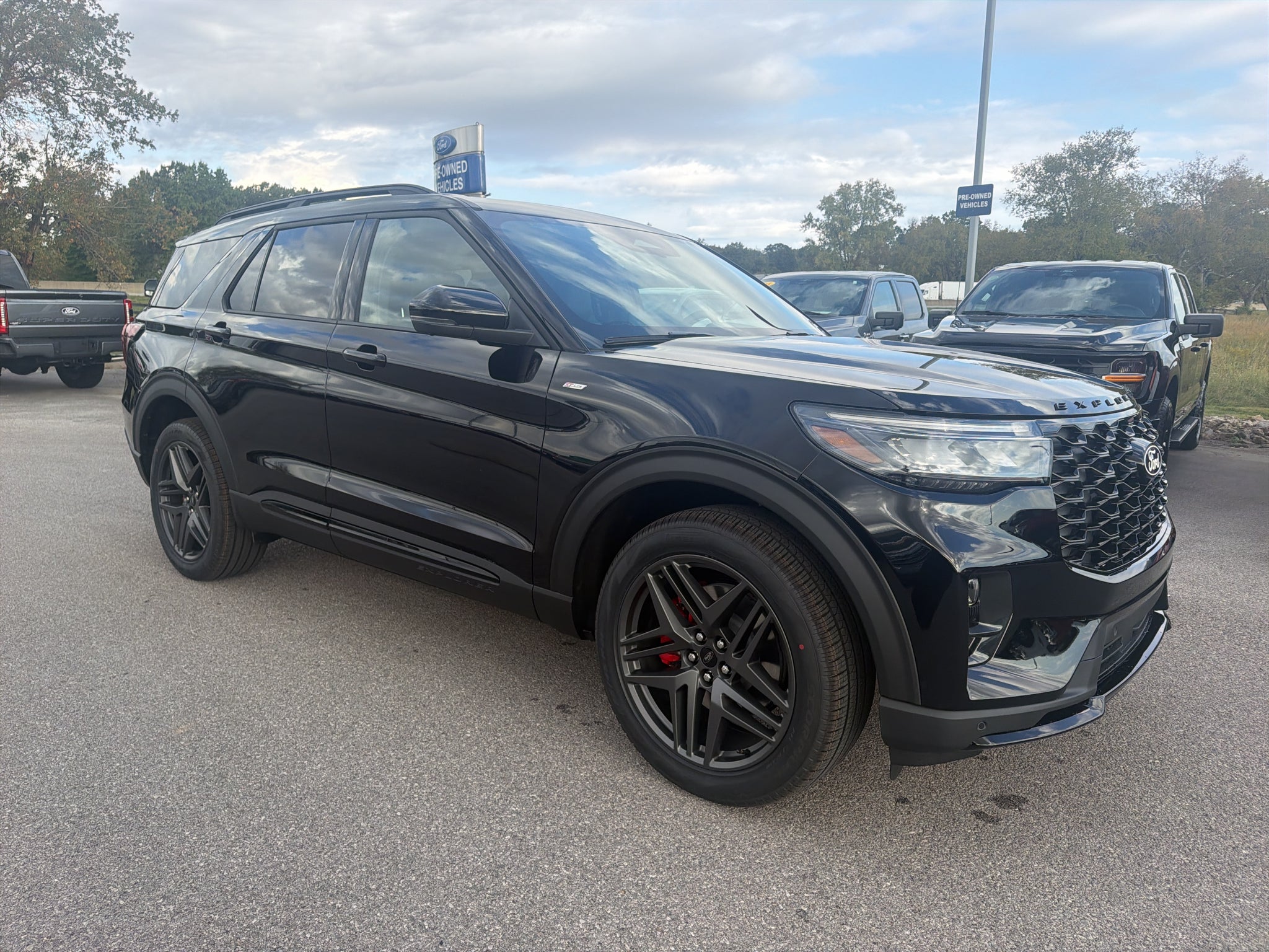 2027 Ford Explorer ST-Line