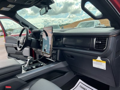 2025 Ford F-150 Lightning Lariat®