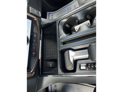 2025 Ford F-150 Lightning Lariat®