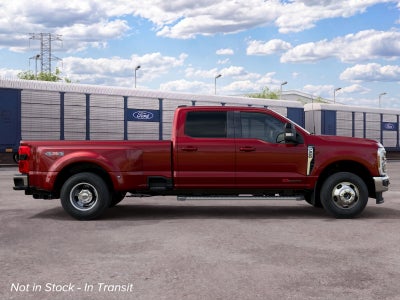 2027 Ford Super Duty F-350® Lariat®
