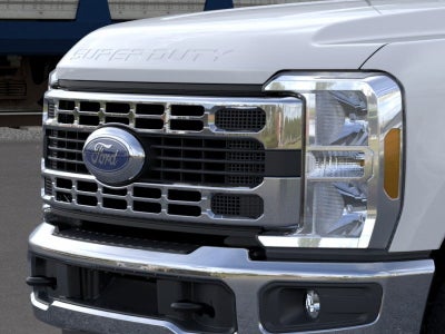 2026 Ford Super Duty F-350® XLT