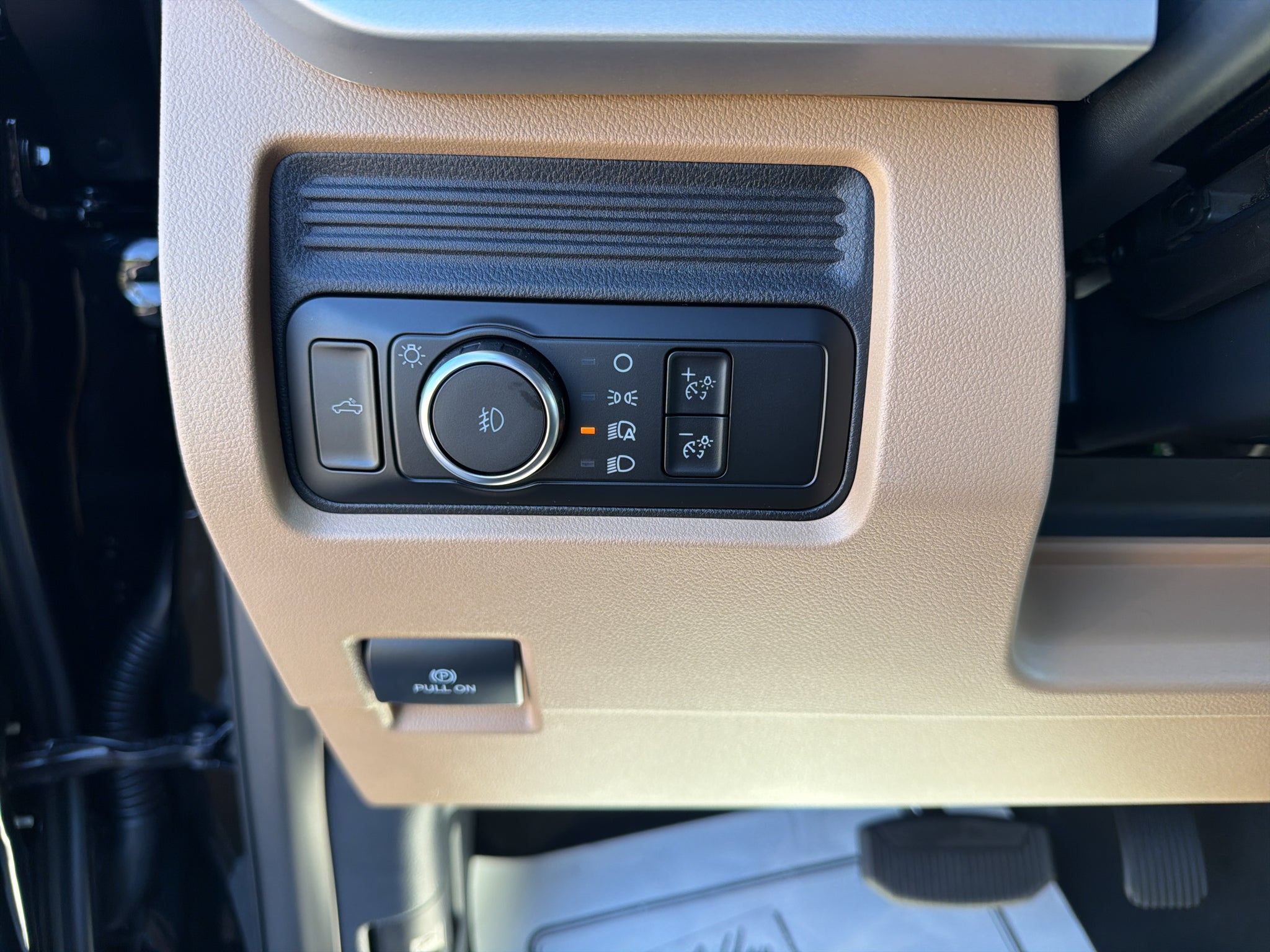 2027 Ford Super Duty F-450® XLT