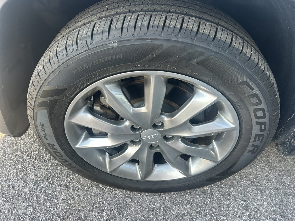 2018 Jeep Cherokee Limited FWD