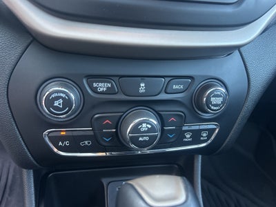 2018 Jeep Cherokee Limited FWD