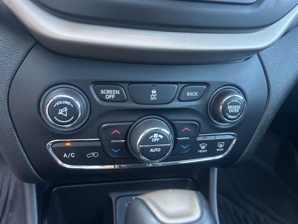 2018 Jeep Cherokee Limited FWD