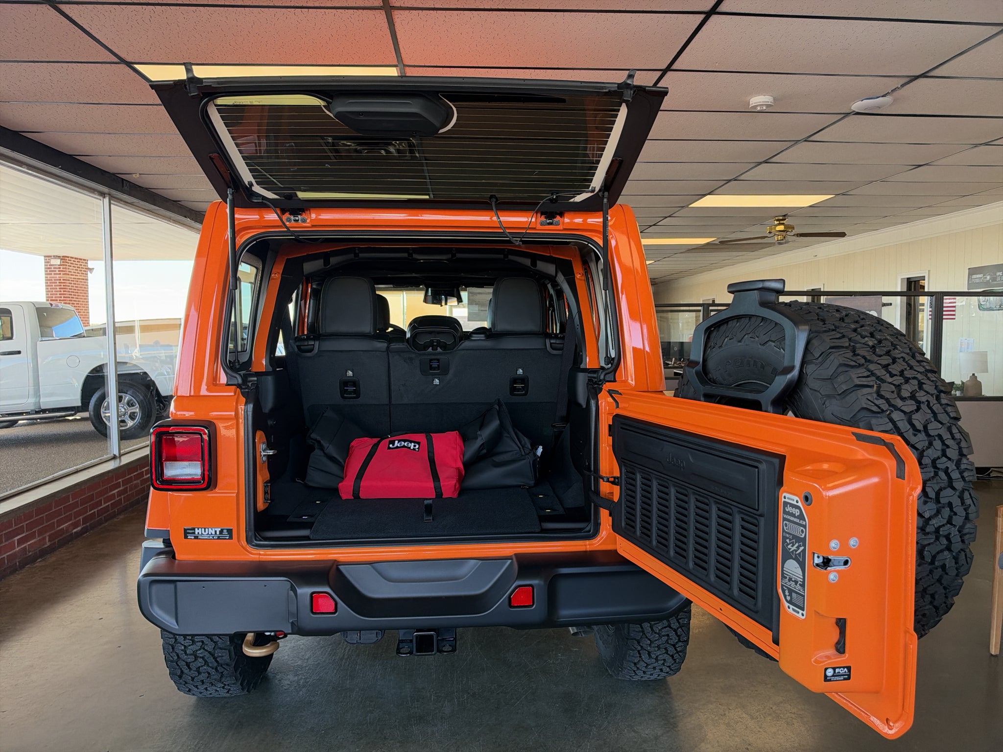2027 Jeep Wrangler WRANGLER 4-DOOR REWIND