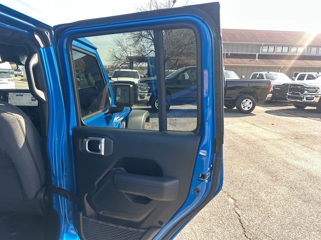 2024 Jeep Wrangler 4-Door Willys 4x4