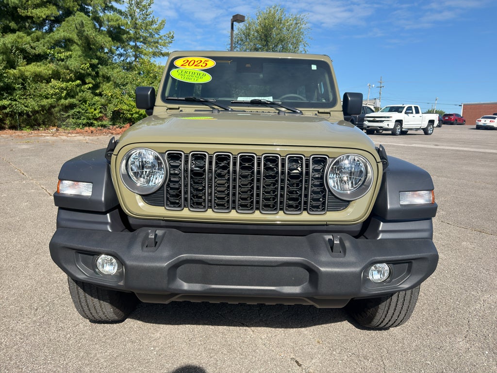 2025 Jeep Wrangler 4-Door Summit 4x4