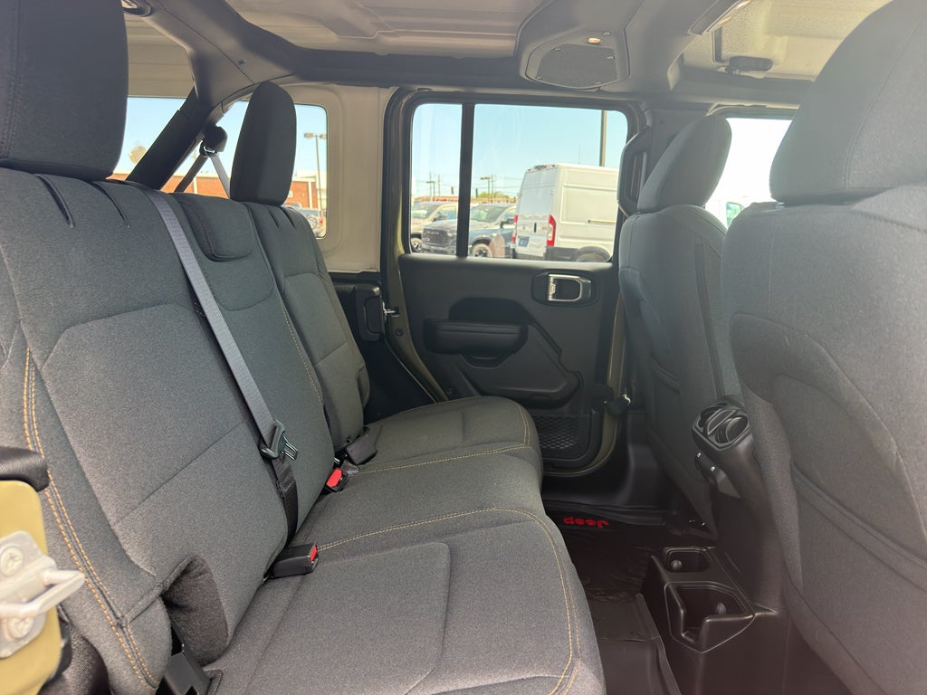 2025 Jeep Wrangler 4-Door Summit 4x4