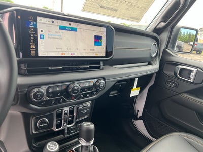 2025 Jeep Wrangler WRANGLER 4-DOOR SAHARA