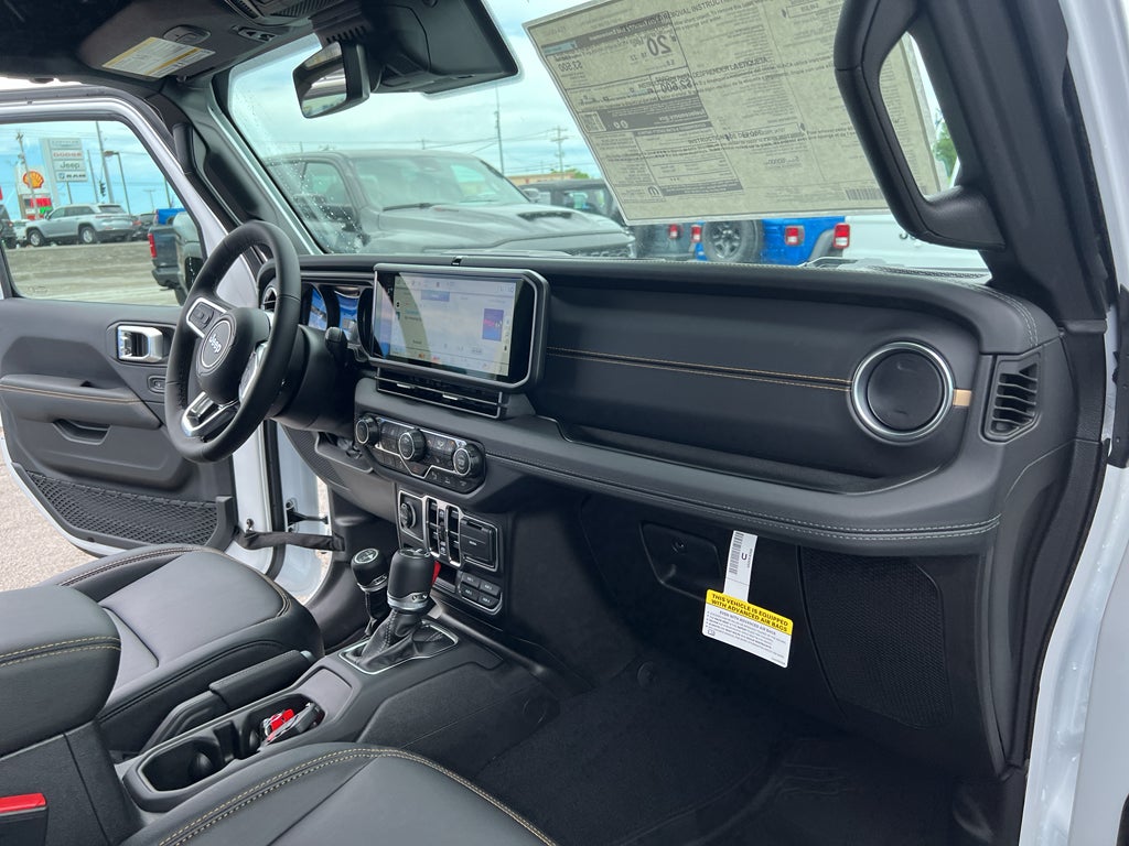 2025 Jeep Wrangler WRANGLER 4-DOOR SAHARA