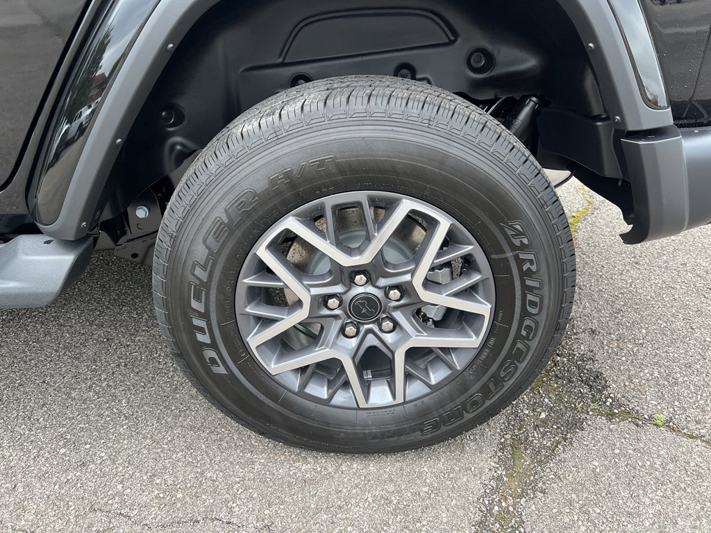 2025 Jeep Wrangler WRANGLER 4-DOOR SAHARA