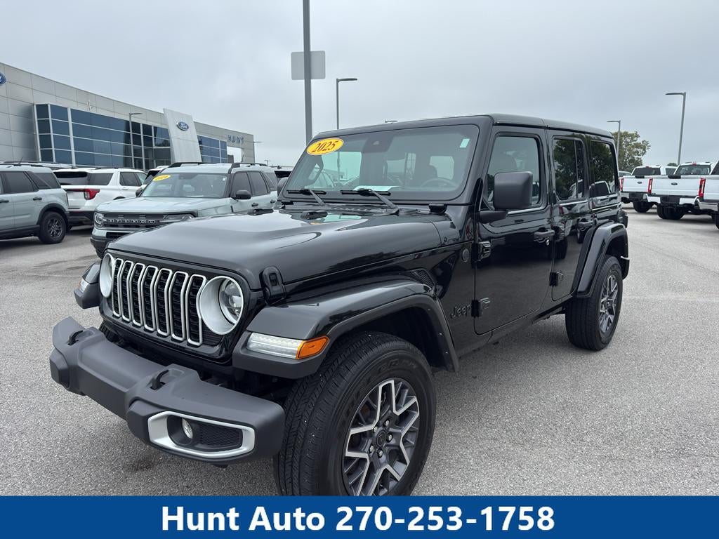 2025 Jeep Wrangler 4-Door Sahara 4x4