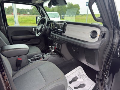 2025 Jeep Wrangler 4-Door Sahara 4x4