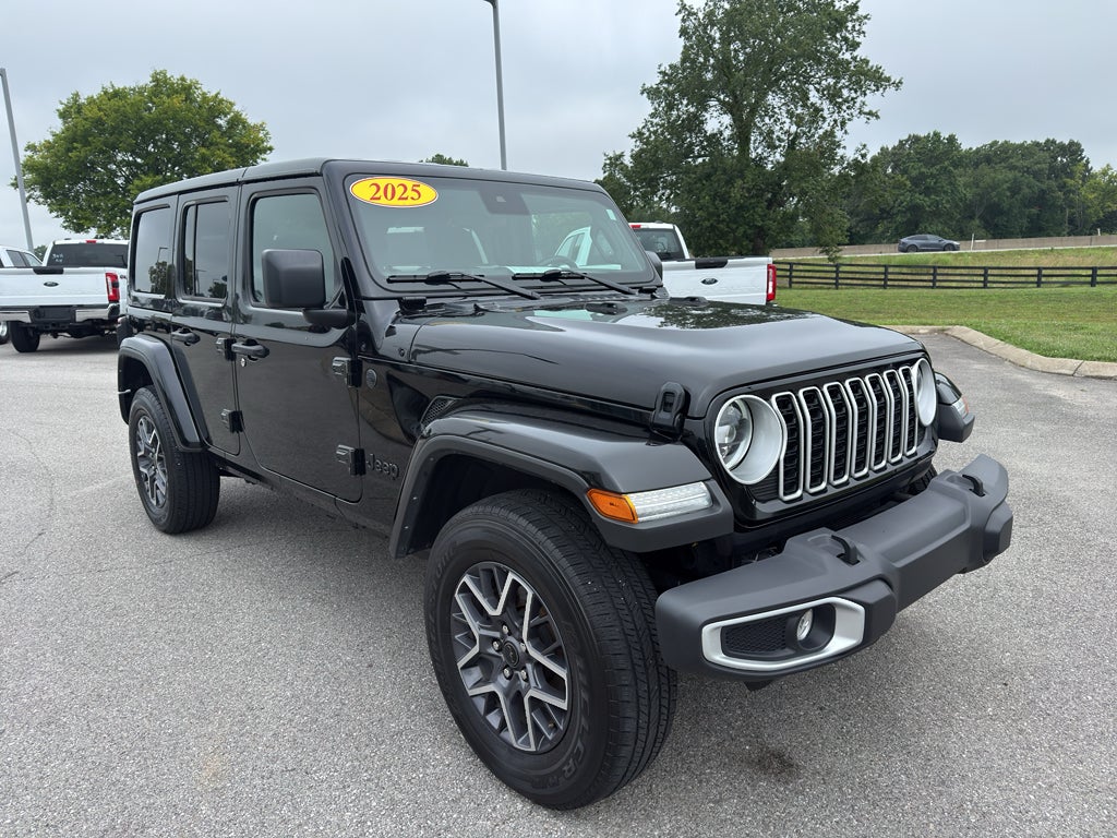 2025 Jeep Wrangler 4-Door Sahara 4x4