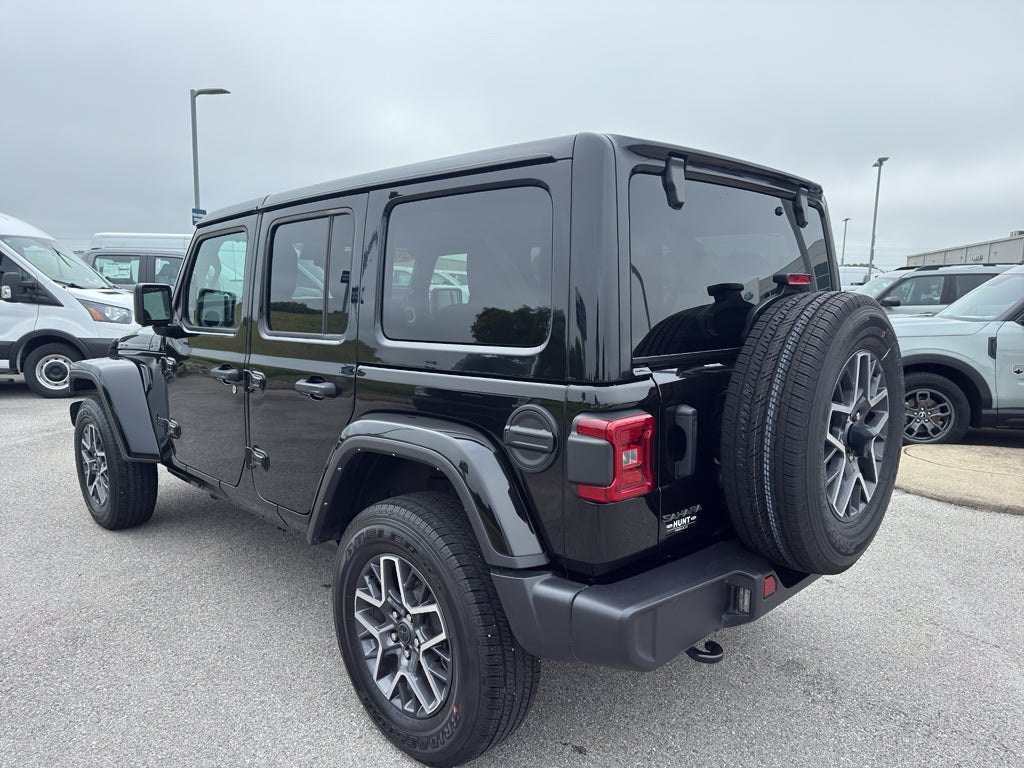2025 Jeep Wrangler 4-Door Sahara 4x4