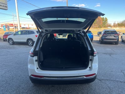 2023 Jeep Grand Cherokee Limited 4x2