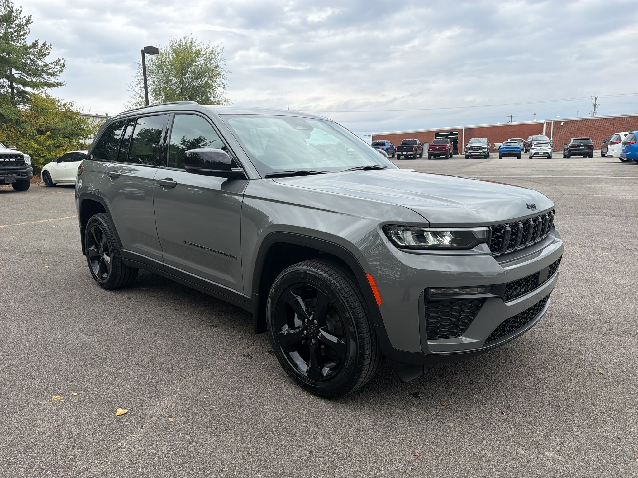 2027 Jeep Grand Cherokee GRAND CHEROKEE LIMITED 4X4