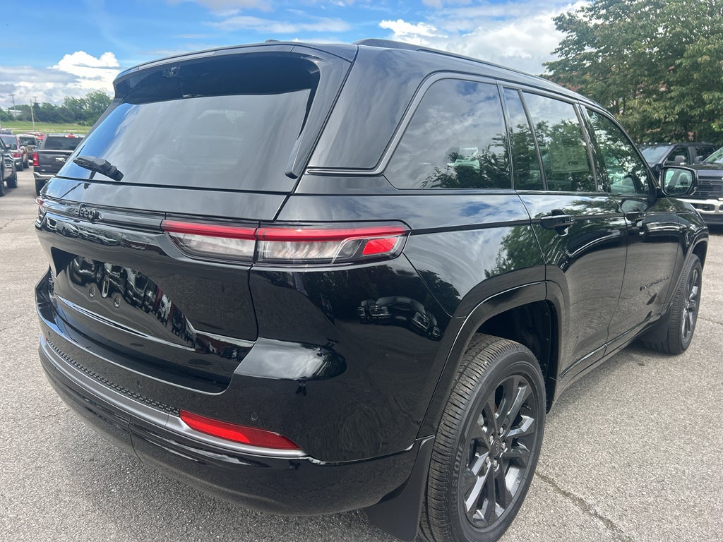 2026 Jeep Grand Cherokee GRAND CHEROKEE LIMITED RESERVE 4X4