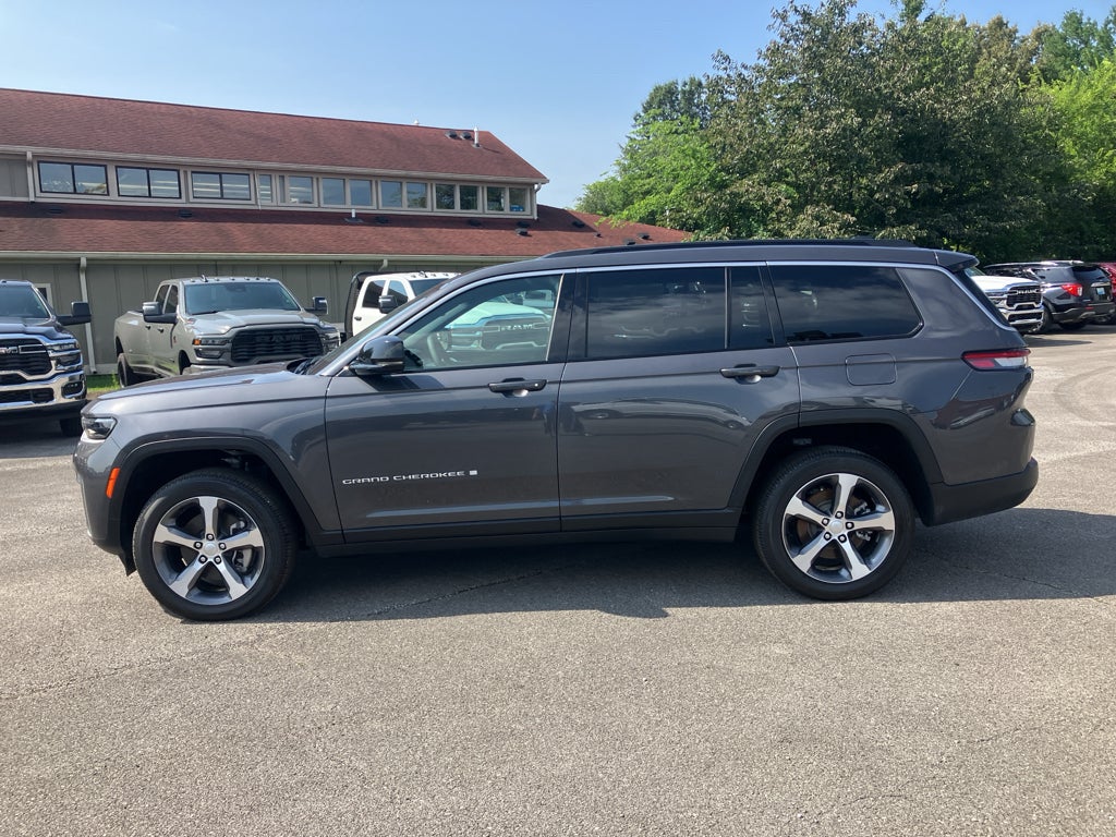 2026 Jeep Grand Cherokee GRAND CHEROKEE L LIMITED 4X4