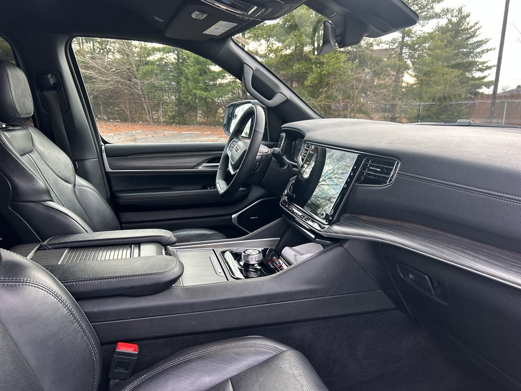 2024 Jeep Wagoneer Series II 4x2