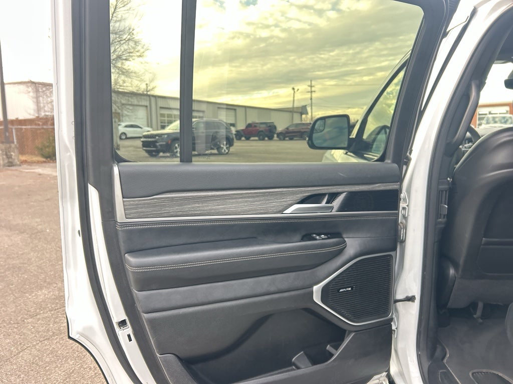 2024 Jeep Wagoneer Series II 4x2