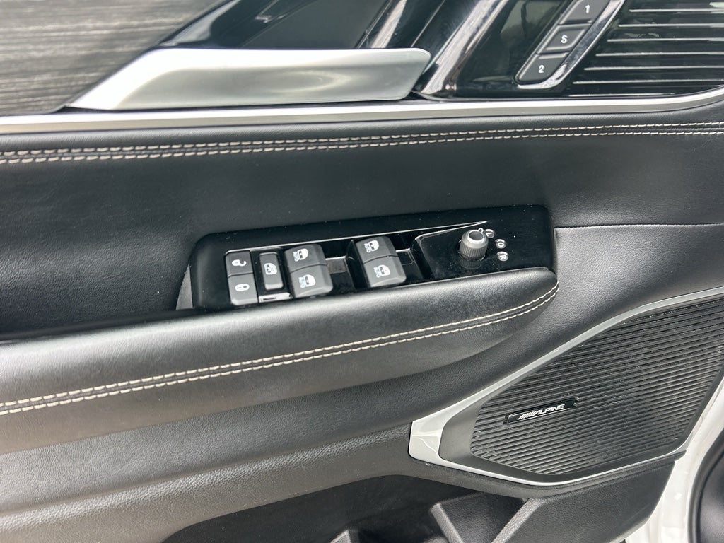 2024 Jeep Wagoneer Series II 4x2