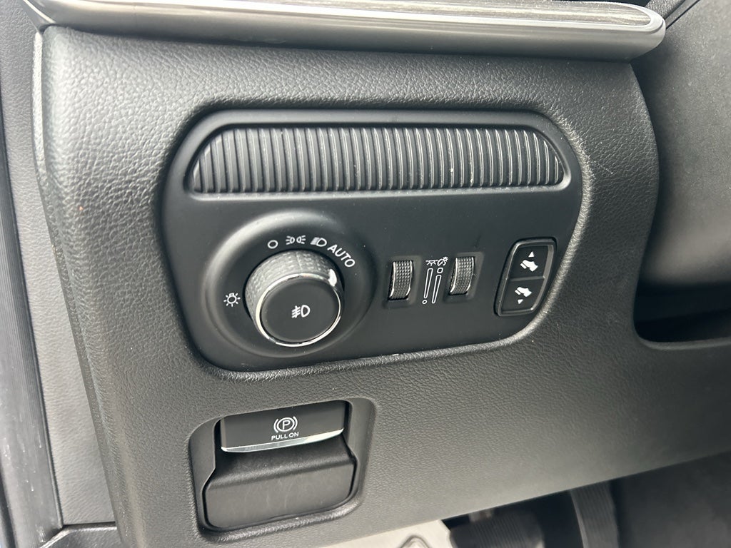 2024 Jeep Wagoneer Series II 4x2