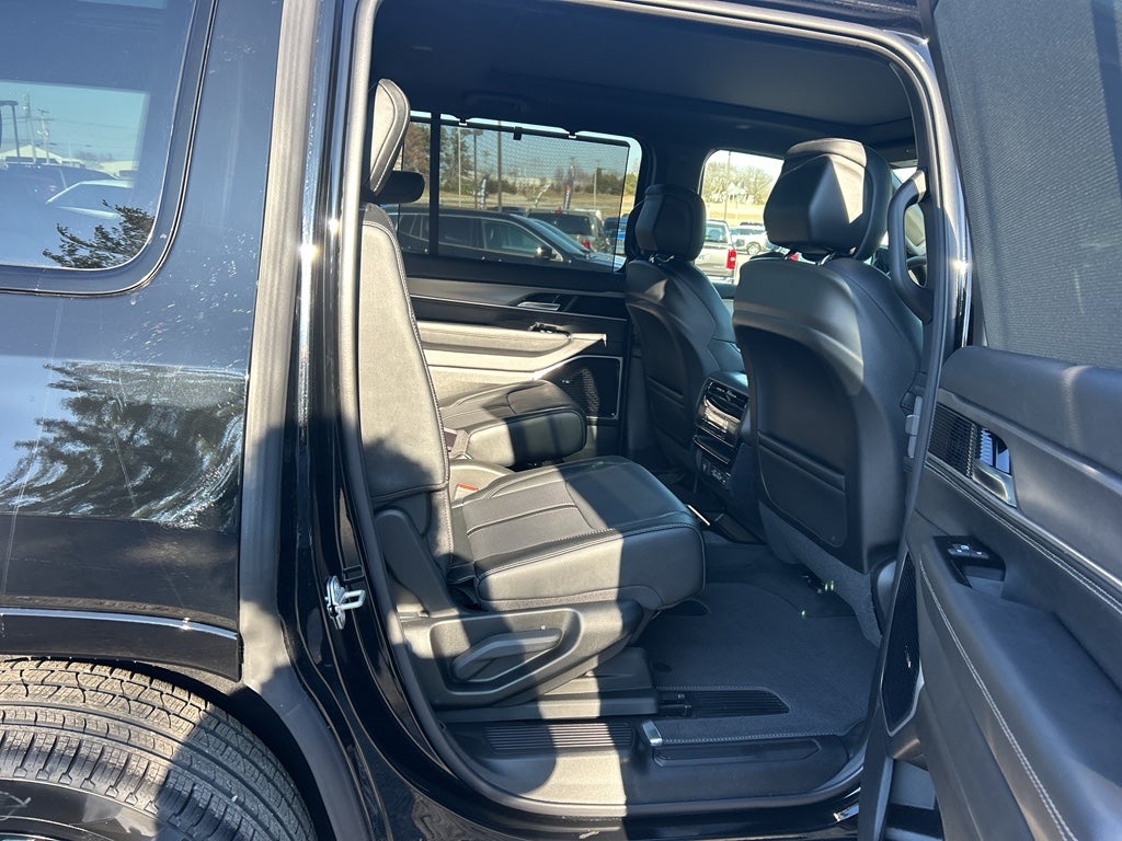 2026 Jeep Grand Wagoneer GRAND WAGONEER LIMITED RESERVE 4X4