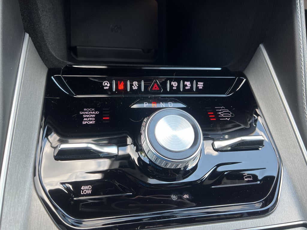 2025 Jeep Wagoneer WAGONEER OVERLAND 4X4