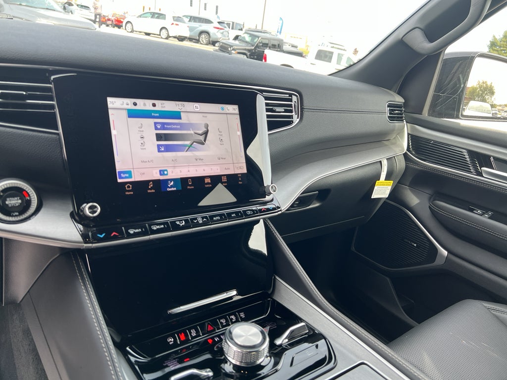 2025 Jeep Wagoneer WAGONEER OVERLAND 4X4