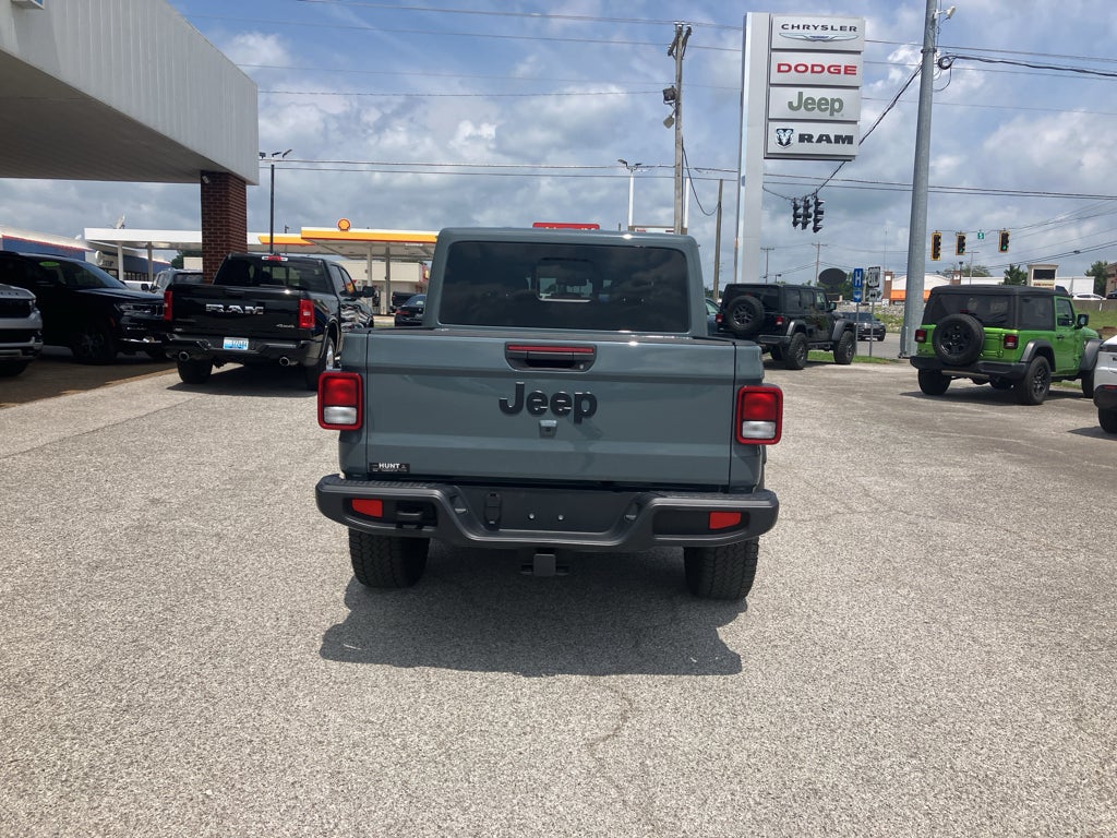 2025 Jeep Gladiator Nighthawk
