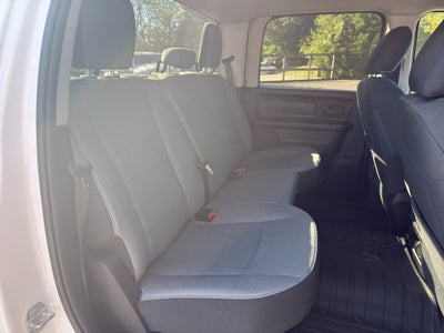 2024 RAM 1500 Classic Tradesman Crew Cab 4x4 5'7' Box