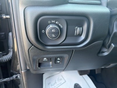 2022 RAM 1500 Big Horn Crew Cab 4x2 5'7' Box