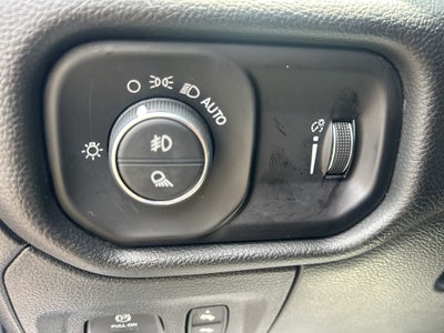 2025 RAM 1500 Big Horn Crew Cab 4x4 6'4' Box