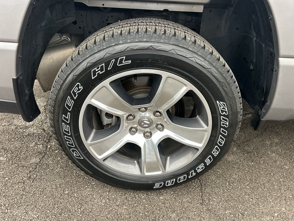 2025 RAM 1500 Tradesman Crew Cab 4x4 5'7' Box