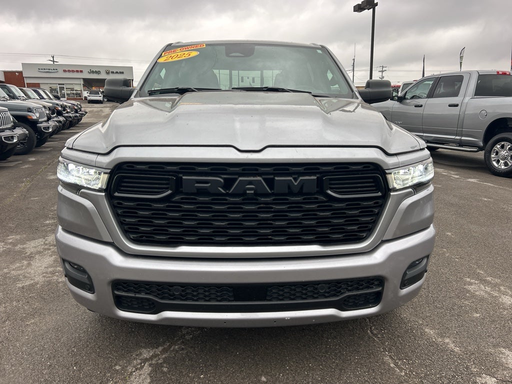 2025 RAM 1500 Tradesman Crew Cab 4x4 5'7' Box