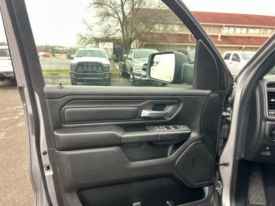 2025 RAM 1500 Tradesman Crew Cab 4x4 5'7' Box