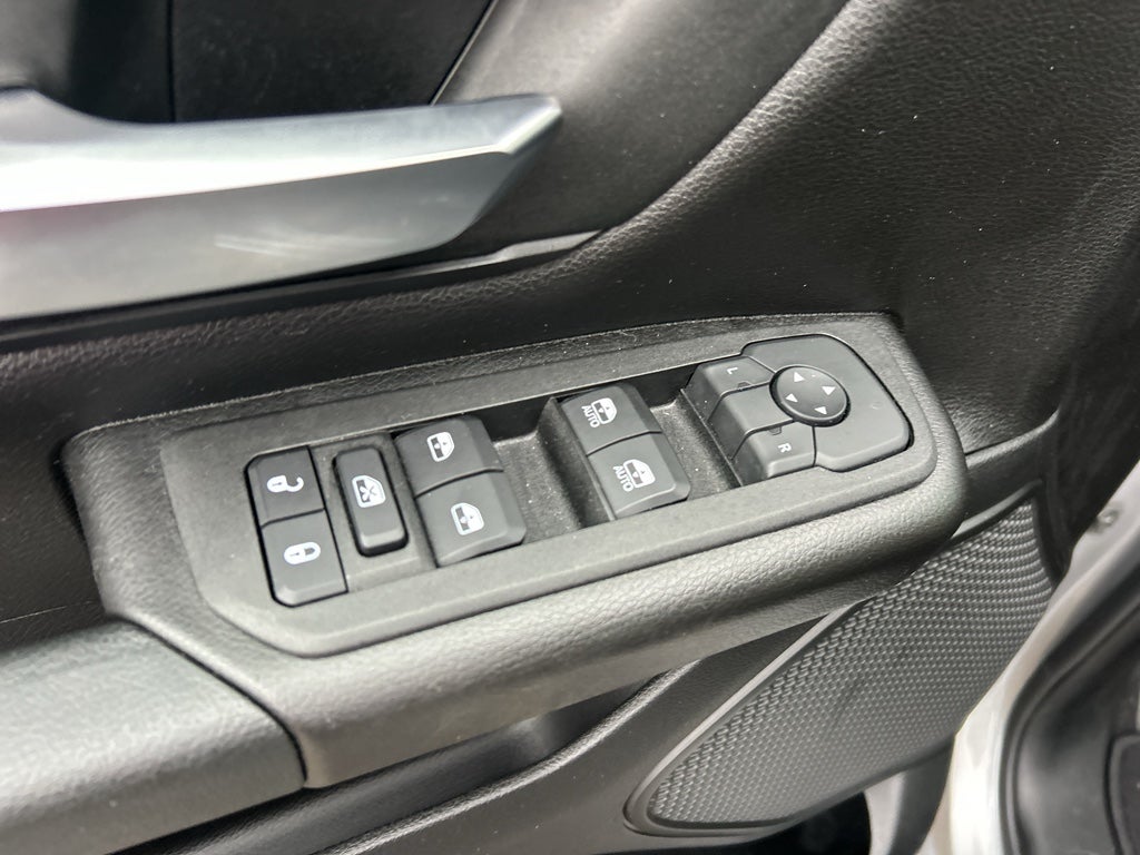 2025 RAM 1500 Tradesman Crew Cab 4x4 5'7' Box