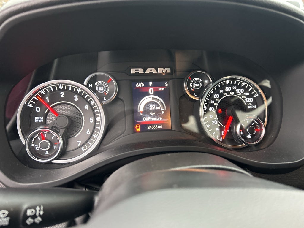 2025 RAM 1500 Tradesman Crew Cab 4x4 5'7' Box