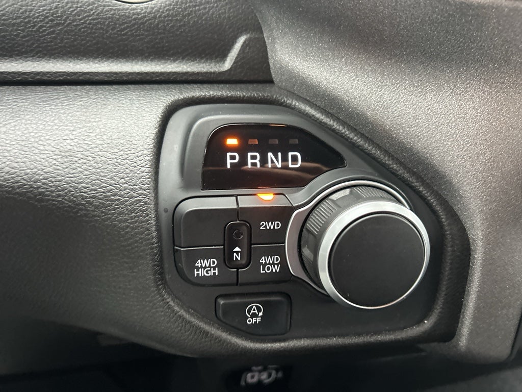 2025 RAM 1500 Tradesman Crew Cab 4x4 5'7' Box