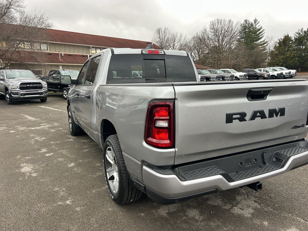 2025 RAM 1500 Tradesman Crew Cab 4x4 5'7' Box