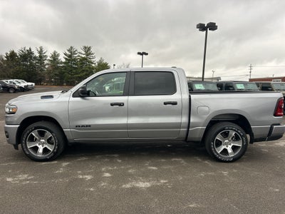 2025 RAM 1500 Tradesman Crew Cab 4x4 5'7' Box