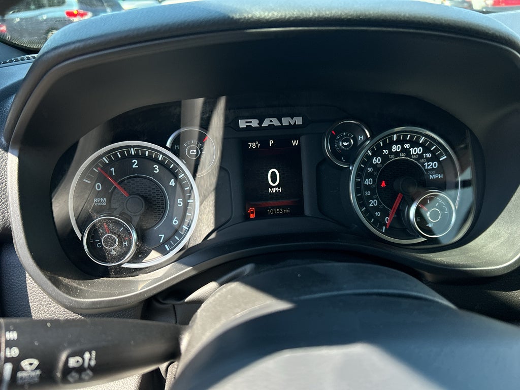 2025 RAM 1500 Tradesman Quad Cab 4x2 6'4' Box