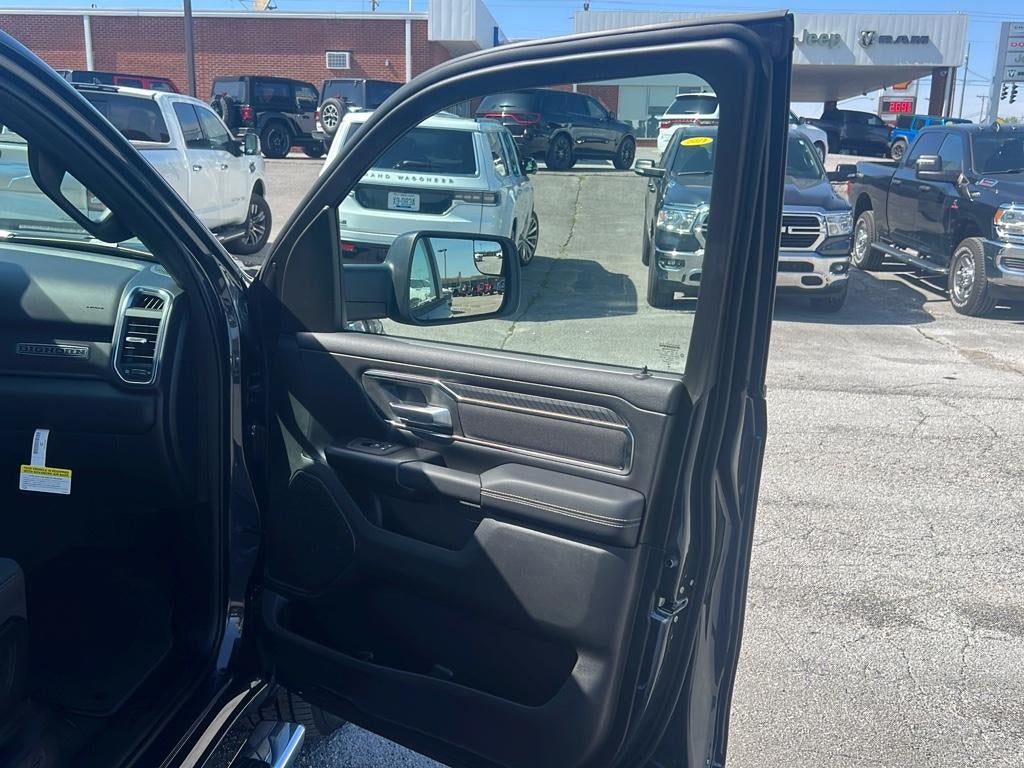 2025 RAM Ram 1500 RAM 1500 BIG HORN CREW CAB 4X4 5'7' BOX