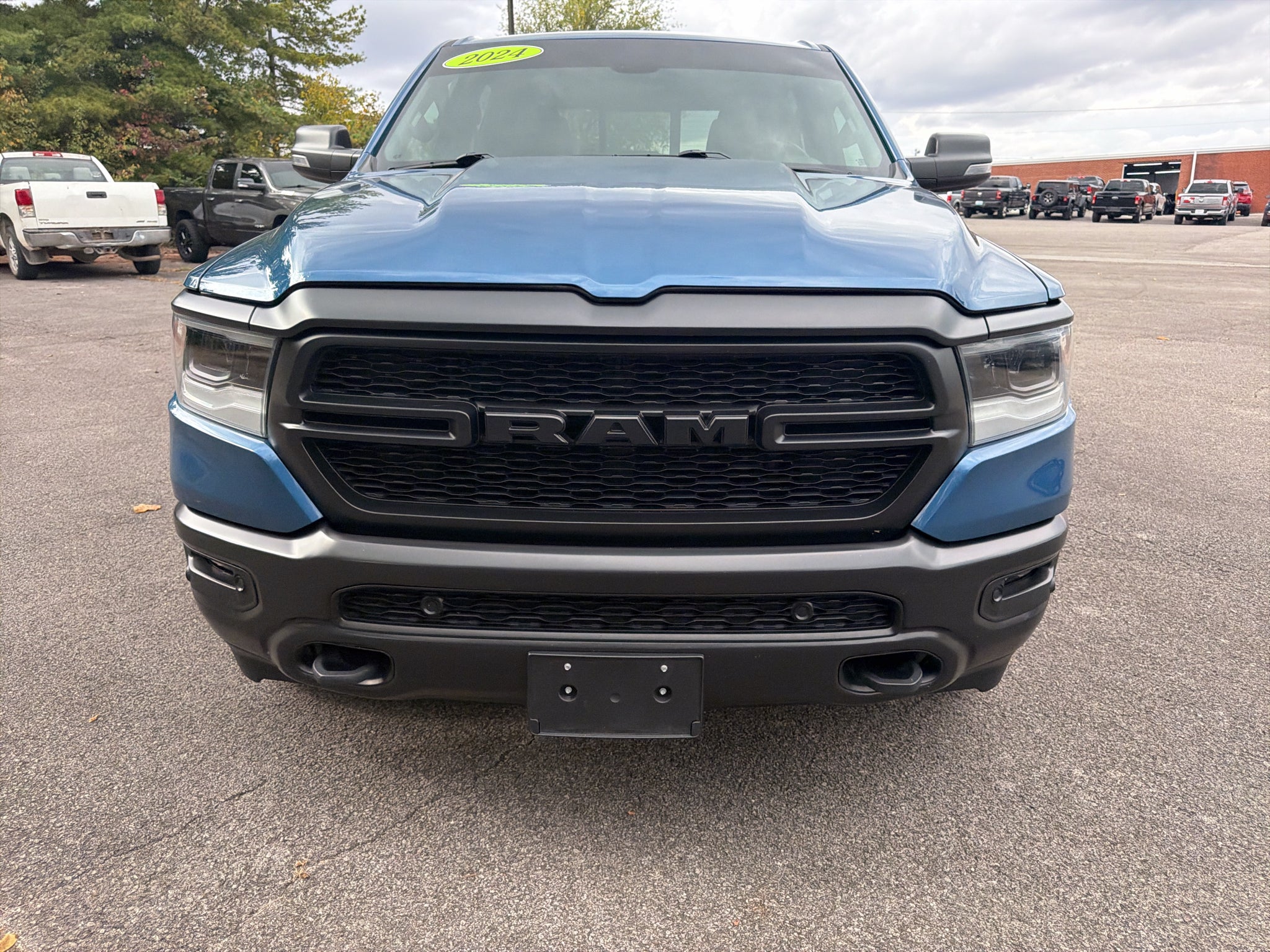 2024 RAM 1500 Big Horn Crew Cab 4x4 5'7' Box